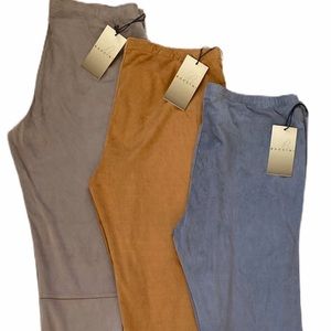 BNWT Baccini Sueded Legging Set of 3